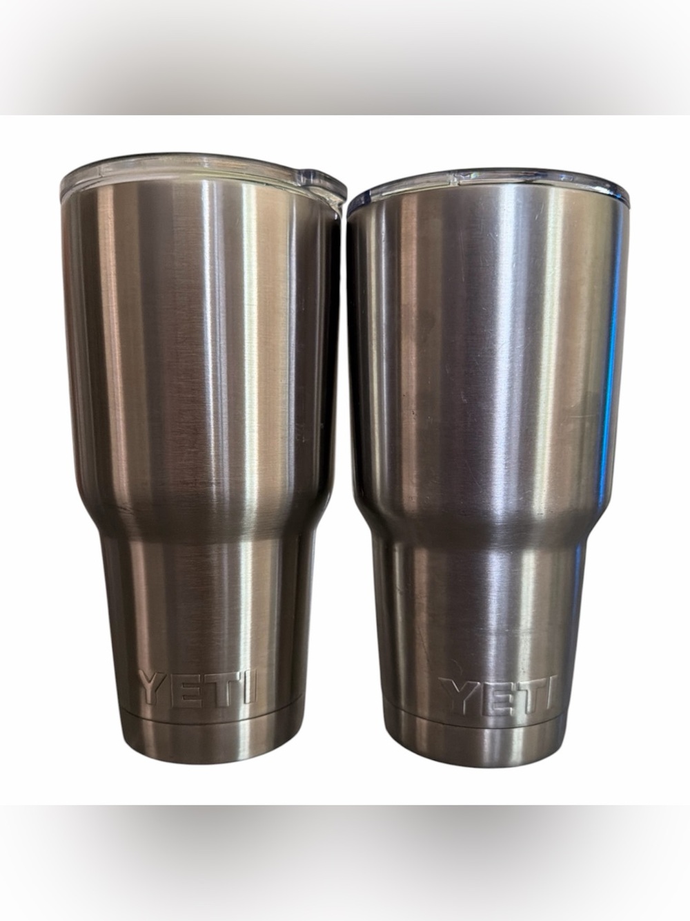 Lot Of 2 Yeti Tumbler 30 oz with lid